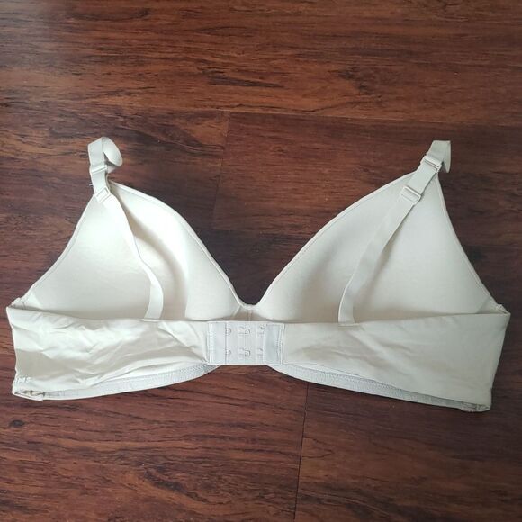 SKIMS Chic Feminine Padded Cream Bra Size 42D - Picture 2 of 4